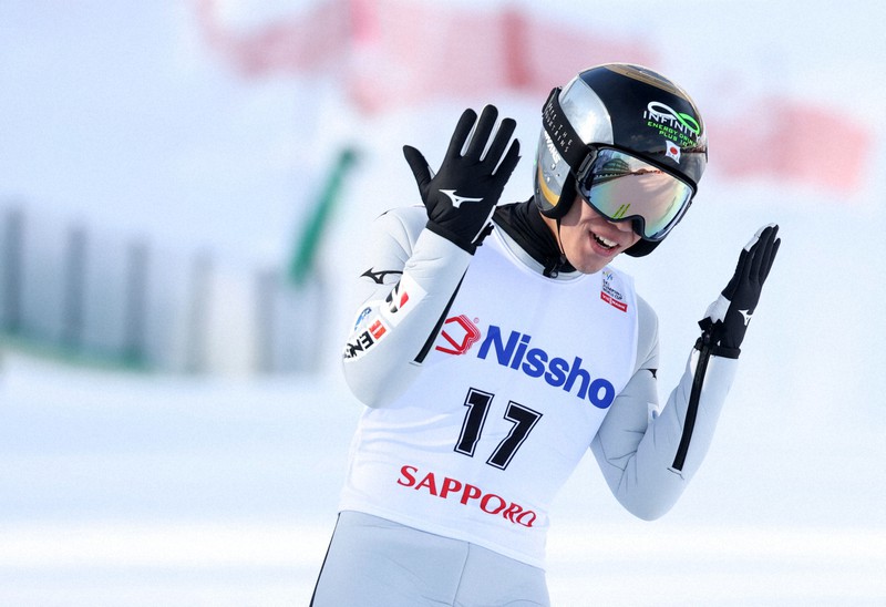 田植えバイトから世界へ、スキージャンプ二階堂の味方はビール会社