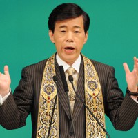 幸福の科学」大川隆法総裁が死去 [写真特集1/6] | 毎日新聞