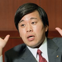 幸福の科学」大川隆法総裁が死去 [写真特集1/6] | 毎日新聞