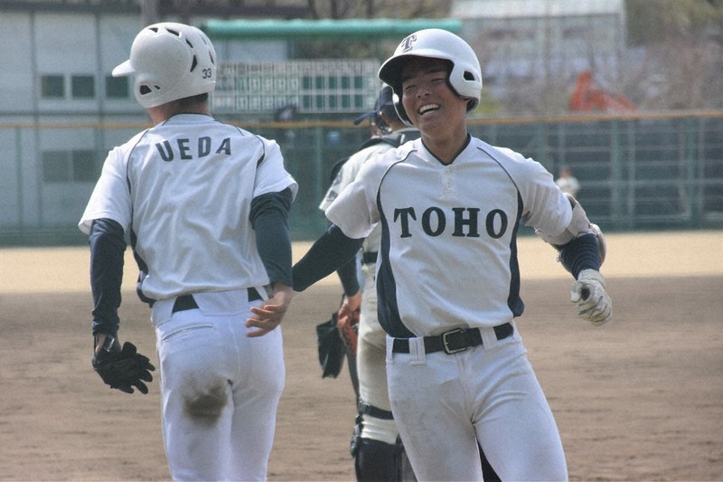 東邦高校　帽子 挑む・センバツ2023東邦：練習試合、猛打で快勝 「もっと声かけ