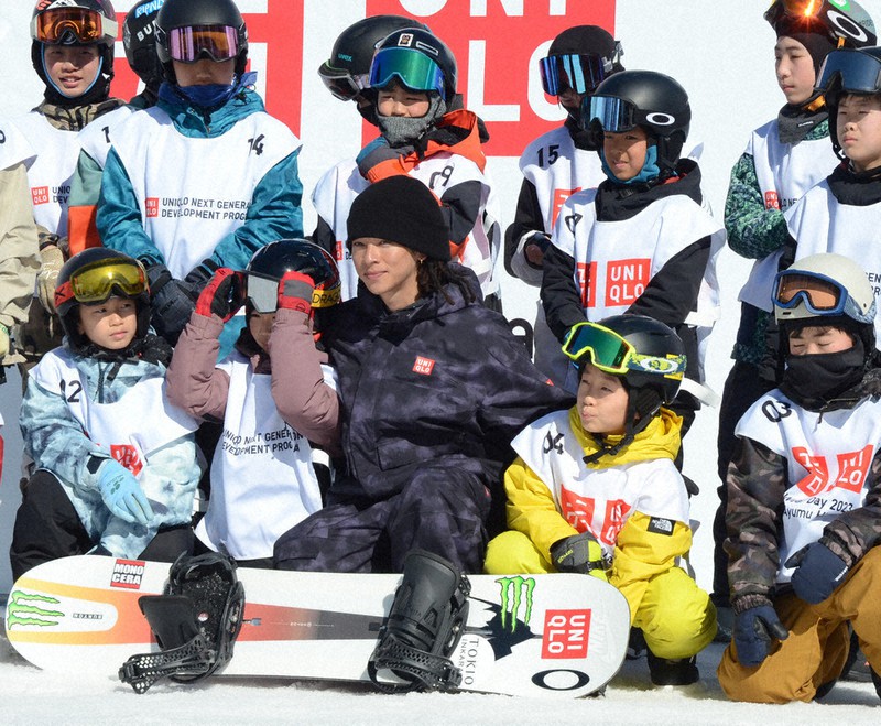 平野歩夢選手、スノボ指導 小国 ／山形 | 毎日新聞