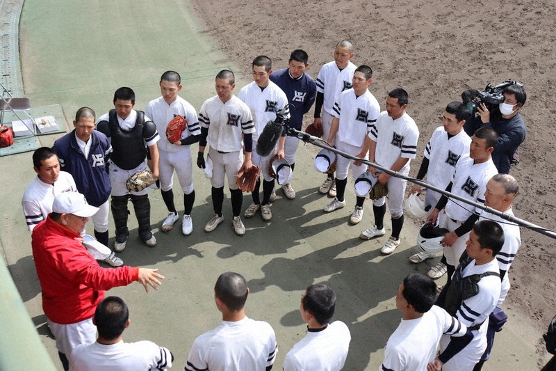 センバツ2023 彦根総合、冬越し成長 強豪2校との練習試合／3投手完投