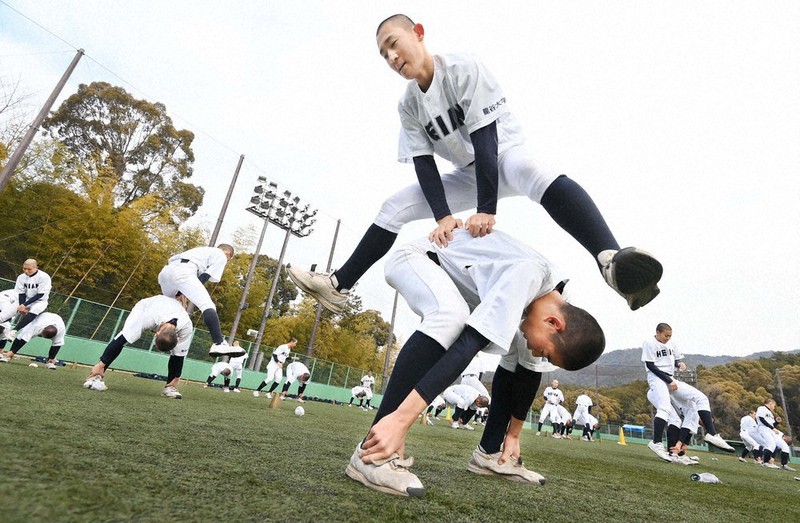 センバツへ向けて龍谷大平安 その姿、もはや「修行」 ／京都 | 毎日新聞