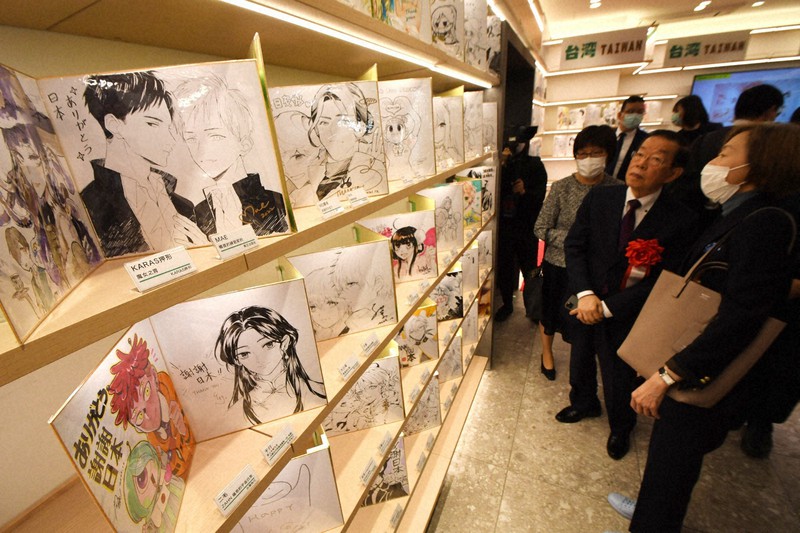日本と台湾、双方に感謝伝える色紙展 日台の漫画家233人参加 | 毎日新聞
