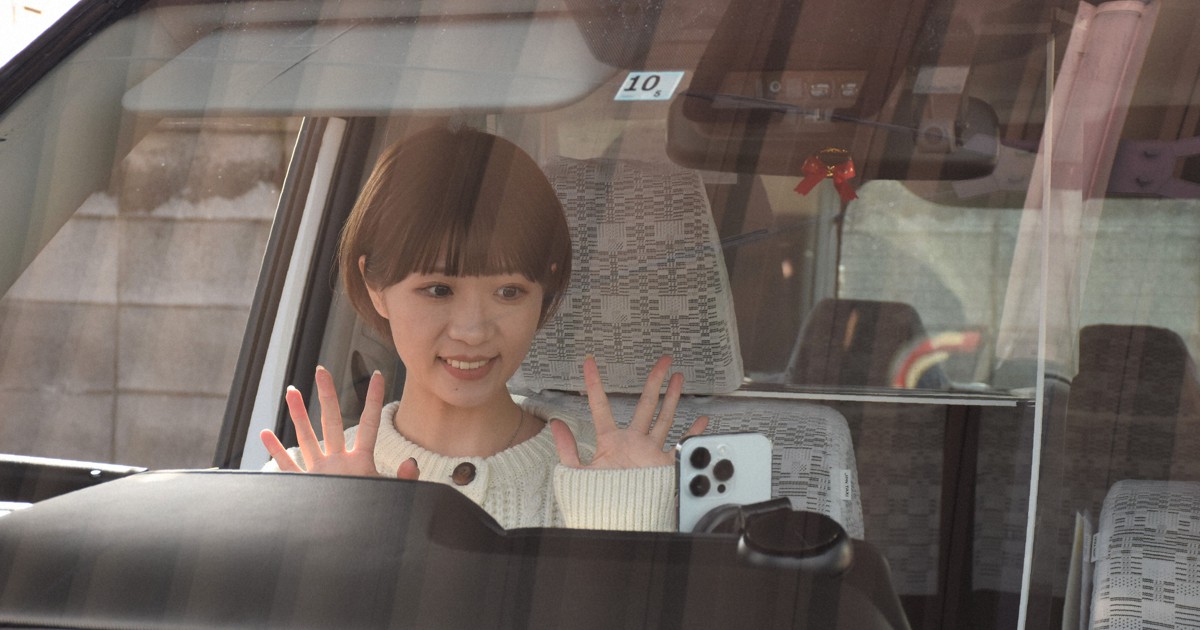 シングルマザーが観光大使になるまで あるタクシー運転手の奮闘 | 毎日新聞