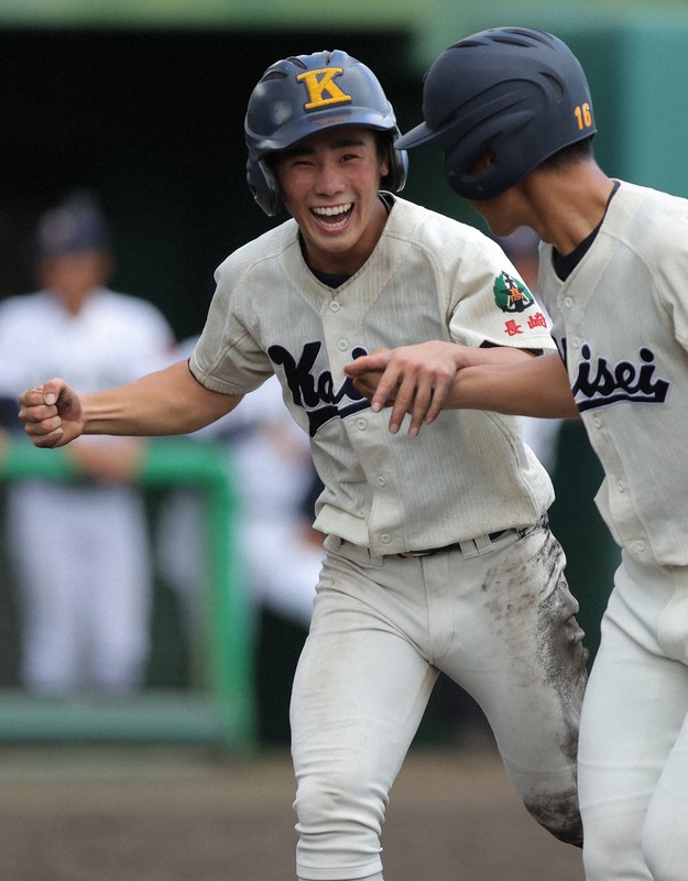 海星の守備の要「見に来てくれる気が…」 亡き祖母に活躍誓う センバツ