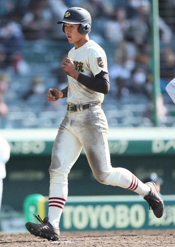 センバツ高校野球 作新、意地の3点 「全員野球」に温かい拍手 ／栃木