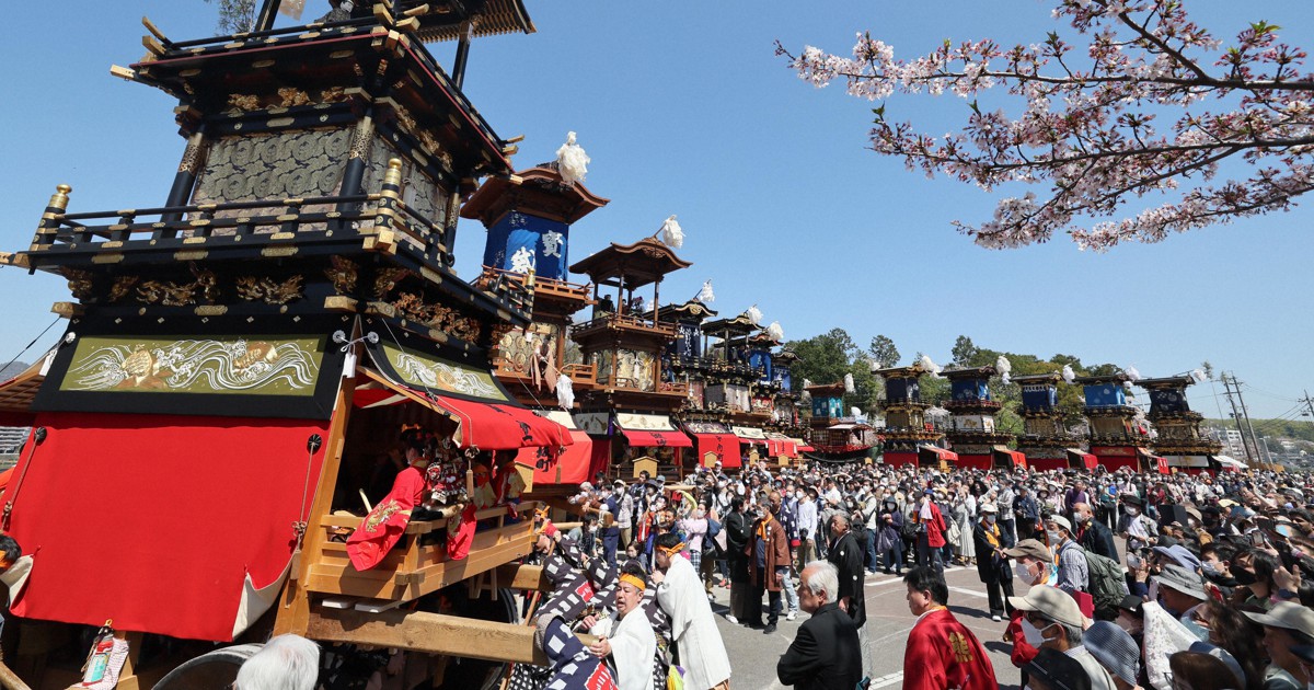 13両の豪華な車山が圧巻 犬山祭、4年ぶりの通常開催 愛知 | 毎日新聞