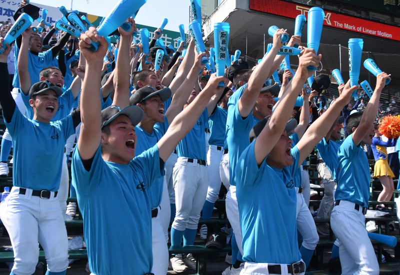 兄の思いこもったグラブ 最後の飛球収めた山梨学院・星野 センバツ