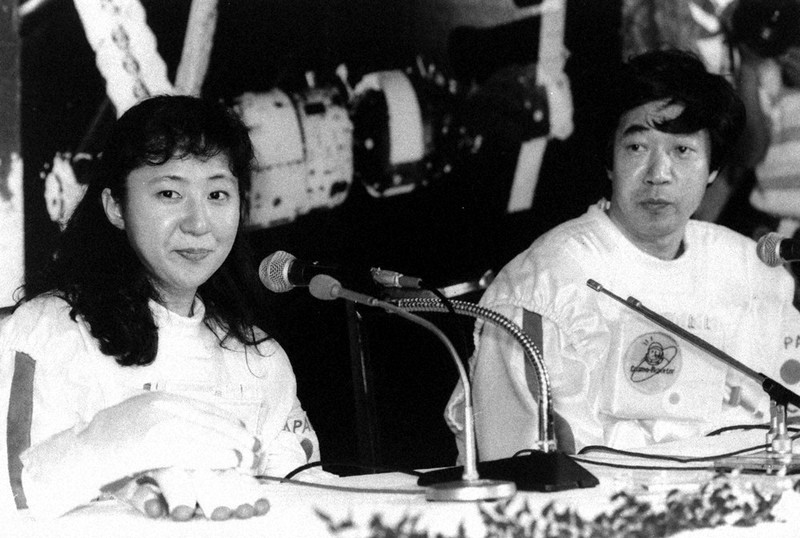 宇宙から中継、種芽吹いた 日本人初の飛行士、秋山豊寛さん80歳 | 毎日新聞