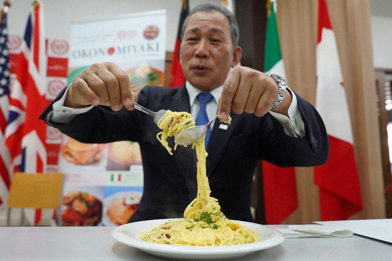 麺結束機 イタリアの輸入パスタ あるけ