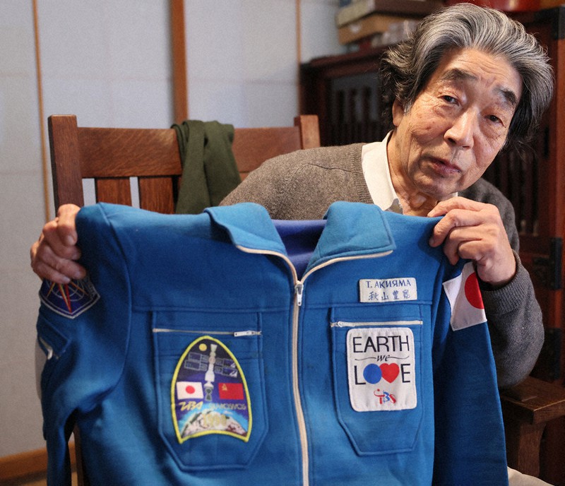 日本人初の宇宙飛行士・秋山豊寛さん：／上 今は宇宙より地上が見たい