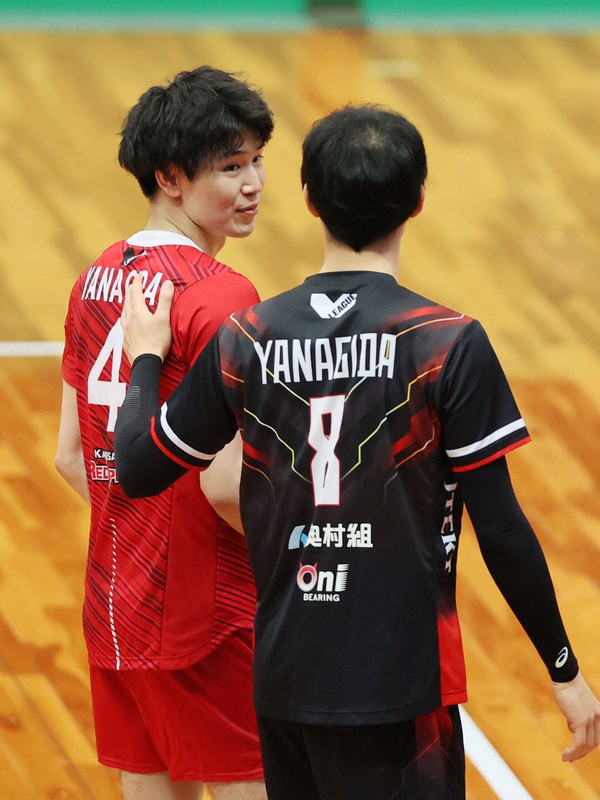 【値下げ不可】バレーボール オーセンティックユニフォーム 柳田将洋 プロバレーボール選手 柳田将洋が、中学生を直接指導「THE MATES