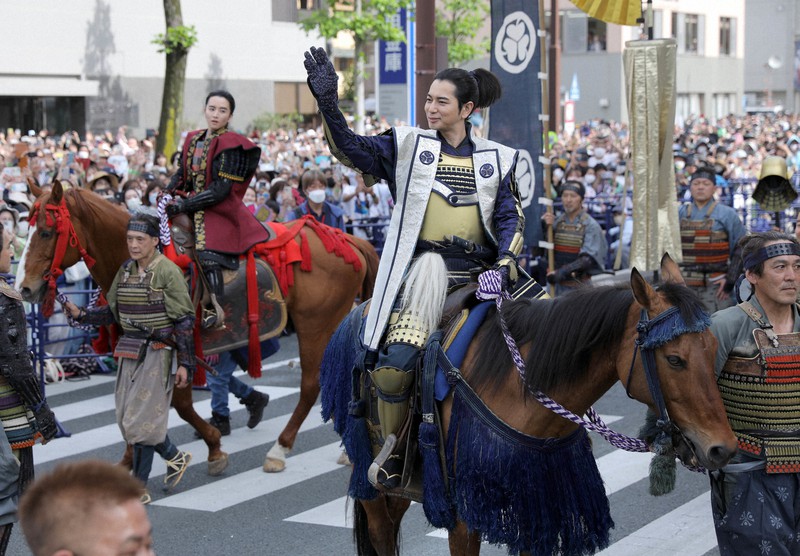 松本潤 浜松まつり 写真64枚 浜松まつり・騎馬武者行列 松本潤さんが参加 [写真特集1/11