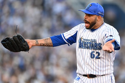 focus プロ野球：「ゴジラ」の継承者 身長2mの巨人・秋広優人が迎えた