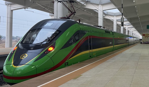 ワールドウオッチ：中国ラオス鉄道で“一気通貫”運行スタート 山田浩平