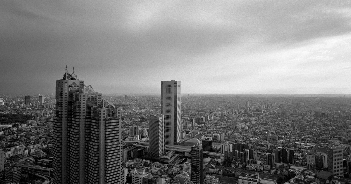 デジタルを捨てよ 町へ出よう！：「観音開き」に打って付けのパノラマ