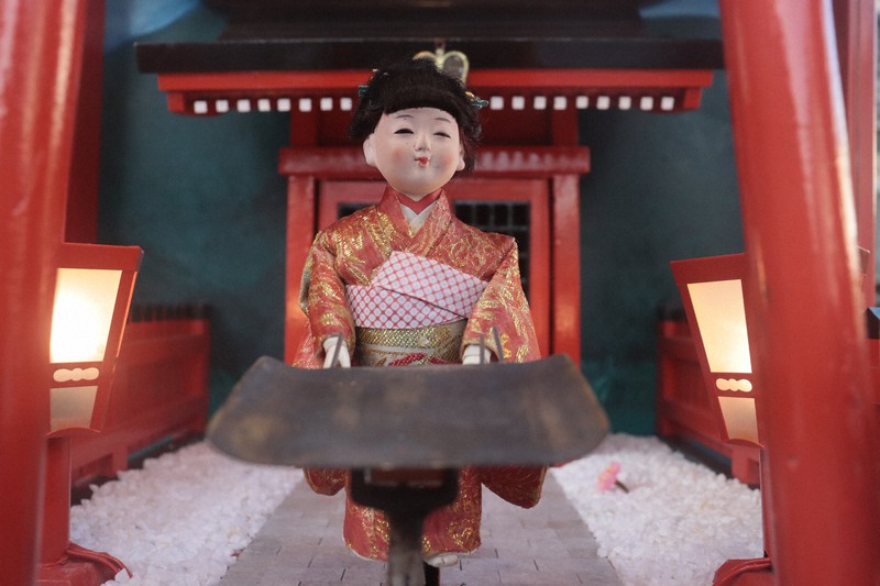 22年の台風で倒壊「おみくじからくり人形」が復活 大分・中津城 | 毎日新聞