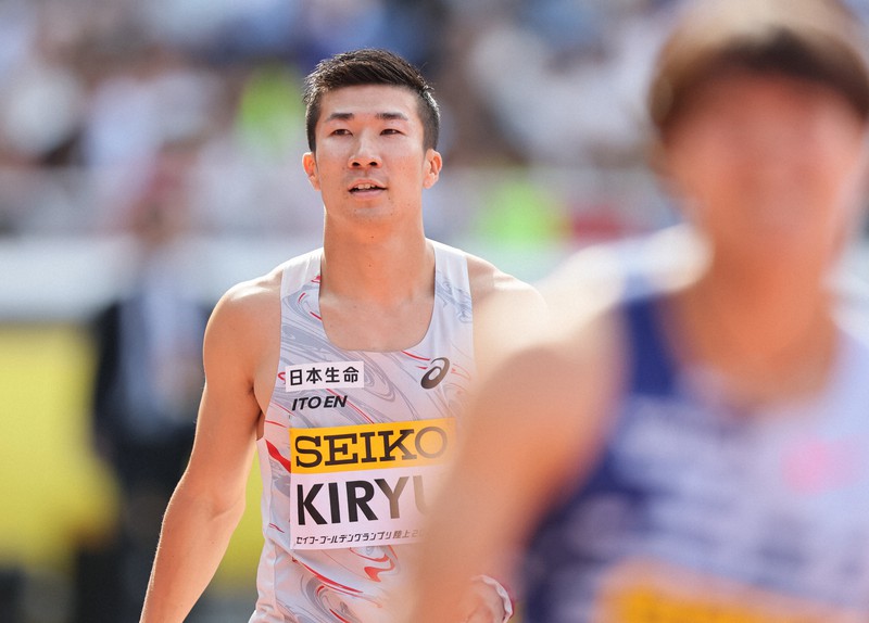 陸上選手の桐生祥秀選手の直筆サイン入りタオル 桐生祥秀がほえて泣いた 男子100で復活V「安心するのは今日だけ