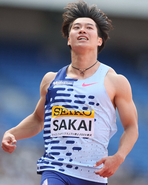 激レア 坂井隆一郎選手 サイン付き写真ボード 110点の坂井隆一郎の写真と高解像度写真 - Getty Images