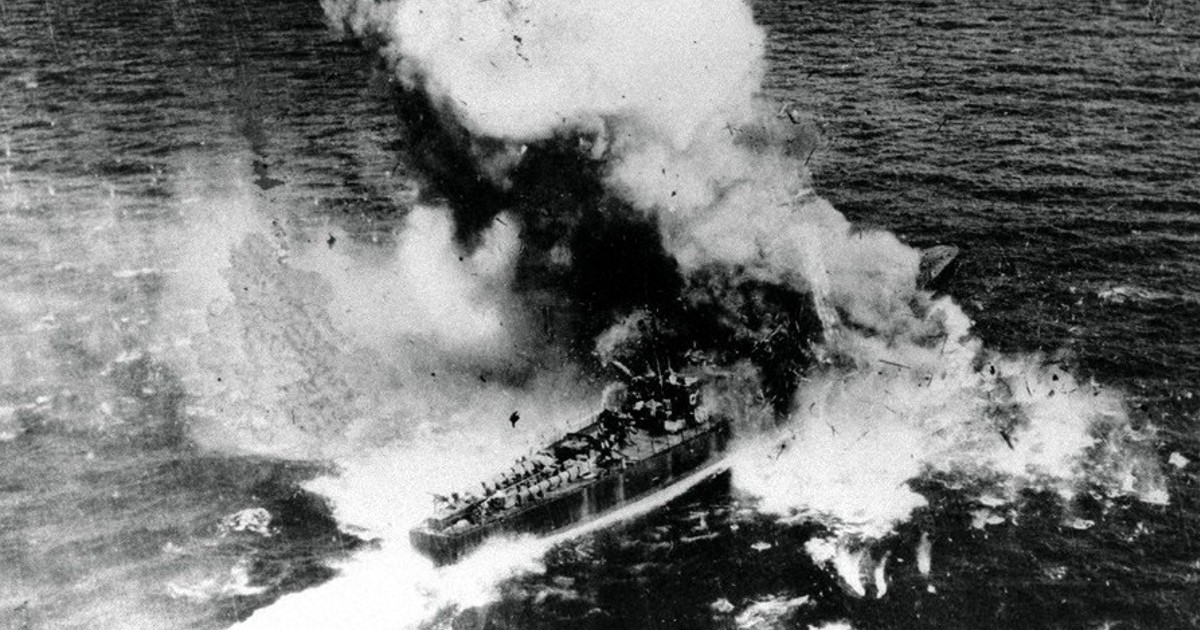 大白進軍 1944年10月号 ドイツのプリンツ・オイゲン、ライプツィヒと衝突。1944年10月15日2004