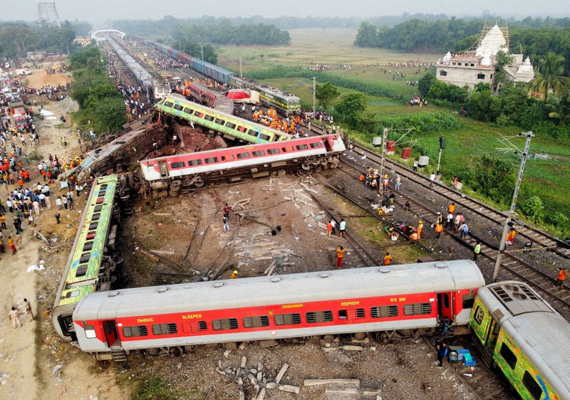 電車　事故 