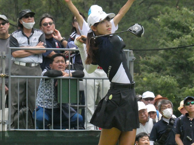 渋野日向子プロ、馬場咲希プロサイン入りサントリーレディース限定サンバイザー 18uHmyVHLfCcaDsozu5i.jpg?ver=6efZ
