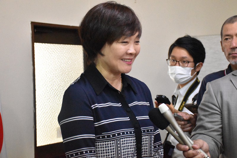 昭恵氏、安倍氏後継の後援会長に 新山口3区で林外相けん制か | 毎日新聞