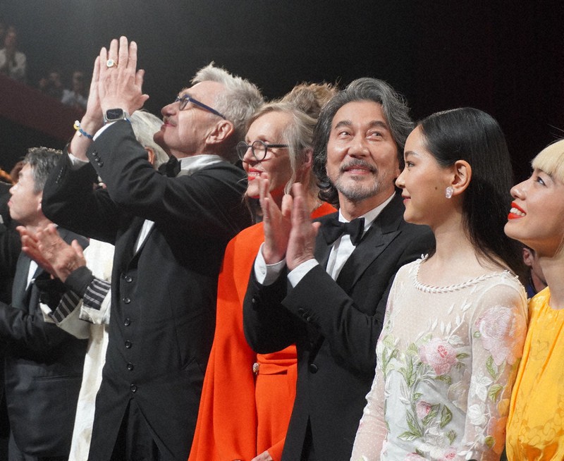 記者の目：役所さんカンヌ映画祭男優賞 「日本の美」新たな視点