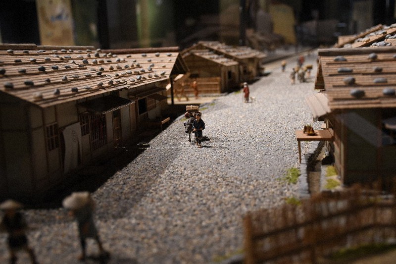 北陸記者リポート：福井・一乗谷朝倉氏遺跡博物館 京しのぐ城下町