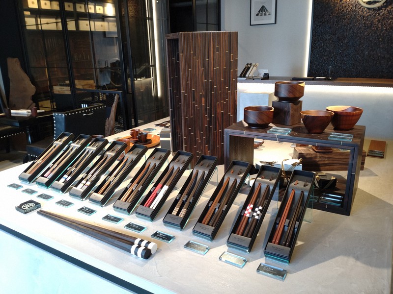 私の推シゴト：「食べたい欲望は普遍的」 3代目、技術生かして高級箸で