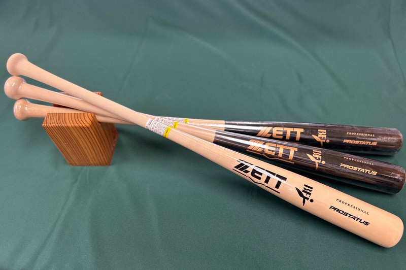 NPB ZETT PROSTATUS BWT-14100P 硬式バット NPBバット 金城選手 NPB ZETT PROSTATUS BWT-14100P 硬式バット NPBバット 金城選手