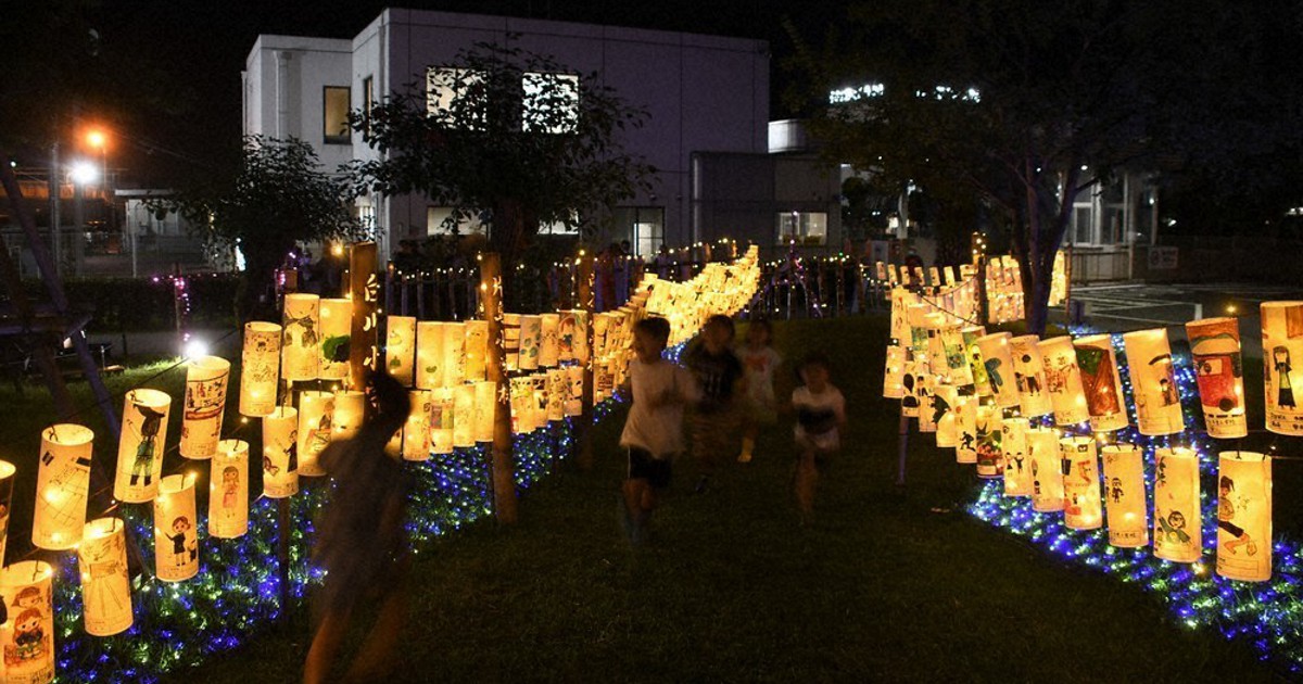 灯籠に願い込め 苅田町・日産自動車九州正門前 ／福岡 | 毎日新聞