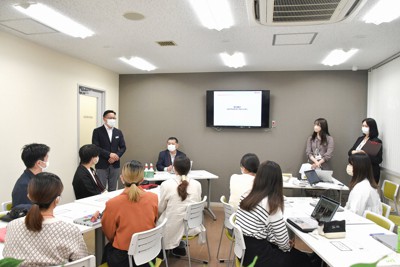 ロイヤルホスト広報担当者との勉強会