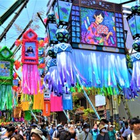 夏色!大型の七夕飾り 湘南ひらつか七夕まつり始まる 神奈川 [写真特集1