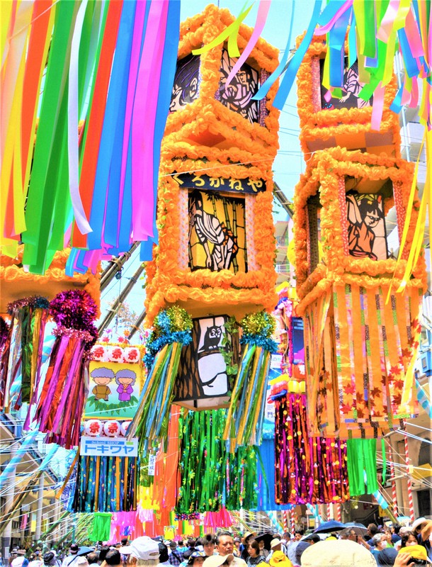 夏色!大型の七夕飾り 湘南ひらつか七夕まつり始まる 神奈川 [写真特集7/7] | 毎日新聞