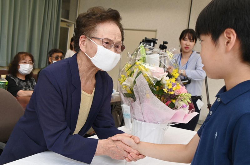 チャレンジ　イラクの自由作戦　第42歩兵師団　上級医療下士官 裏山に死体、揺れる壕… 93歳女性が語る「艦砲射撃」の記憶 | 毎日新聞