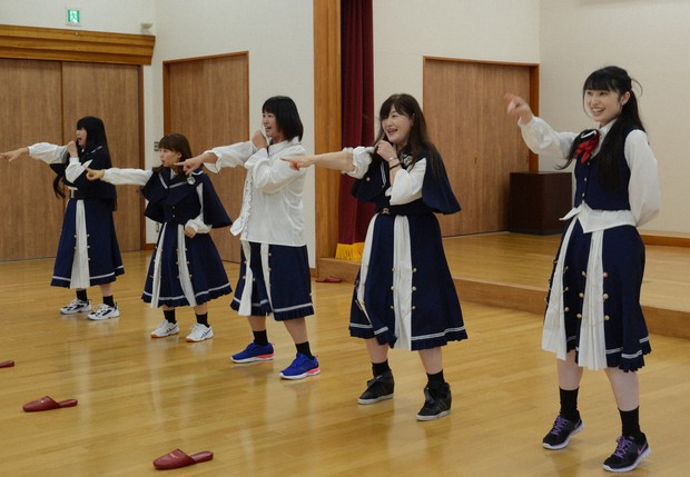 Fukushima Pref. idol group with members aged 17-59 debuts in bid