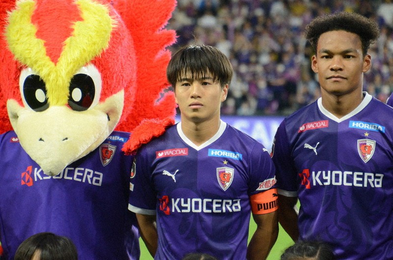 サッカー 初代表、学業もハードワーク 京都・川崎颯太選手 | 毎日新聞