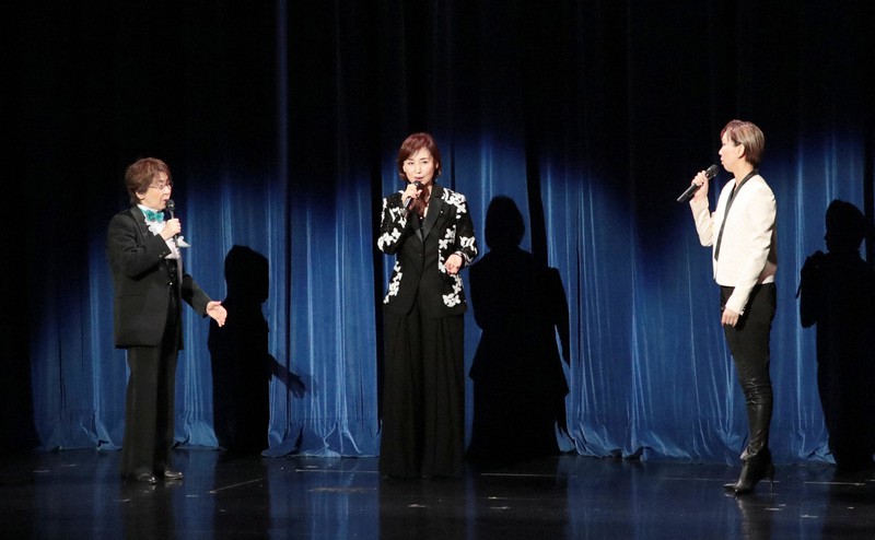 大地真央さん「私の人生の学びや」 宝塚音楽学校110周年で式典 | 毎日新聞