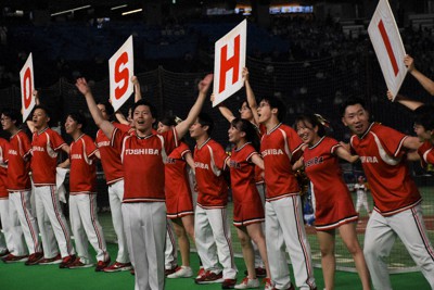 第94回都市対抗野球：東芝、終盤に底力 逆転勝ち、スタンド歓喜