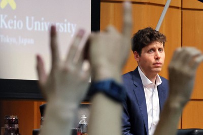 生成AI（人工知能）「チャットGPT」を開発したオープンAIのサム・アルトマン最高経営責任者（CEO）＝東京都港区の慶応大三田キャンパスで2023年6月12日、和田大典撮影