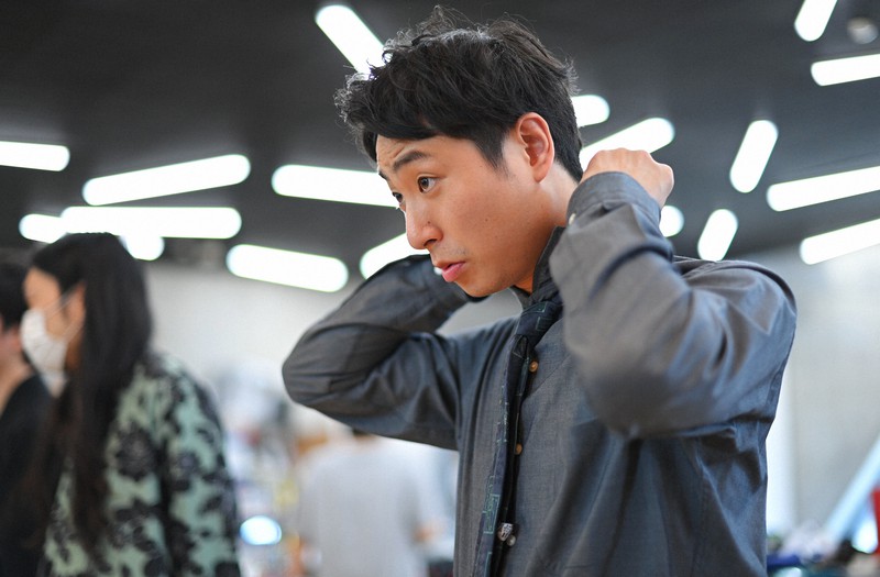 お笑いの向こう側：コンビ結成5年以下の大会で優勝 金魚番長が目指す