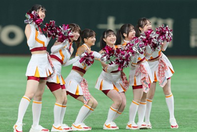 ミスマガジンがダンスパフォーマンスで熱戦盛り上げ 都市対抗 [写真