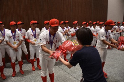 ENEOS度会隆輝選手「思いが前に出すぎた」 都市対抗 | 毎日新聞