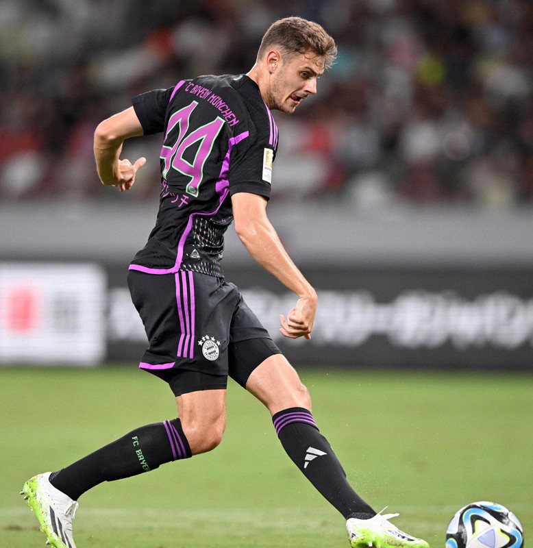 サッカー親善試合 川崎－バイエルン・ミュンヘン [写真特集2/21