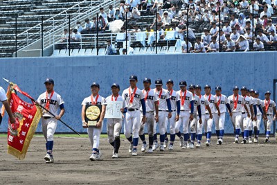 履正社が夏の甲子園へ 決勝で大阪桐蔭を破る 高校野球・大阪大会