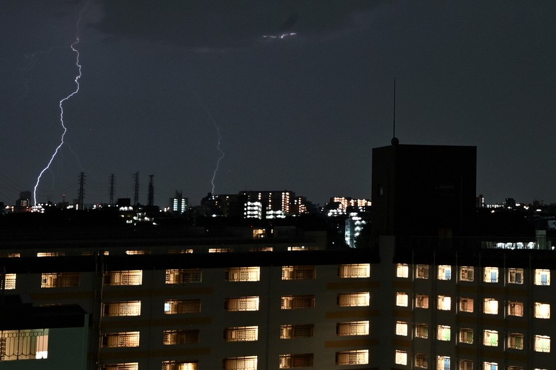 落雷 落雷直撃での死亡率80%！夏山の雷が怖すぎる｜山はおそろしい｜羽根田