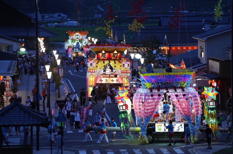 うごく七夕、4年ぶり通常開催 市街地に響くかけ声 岩手・陸前高田