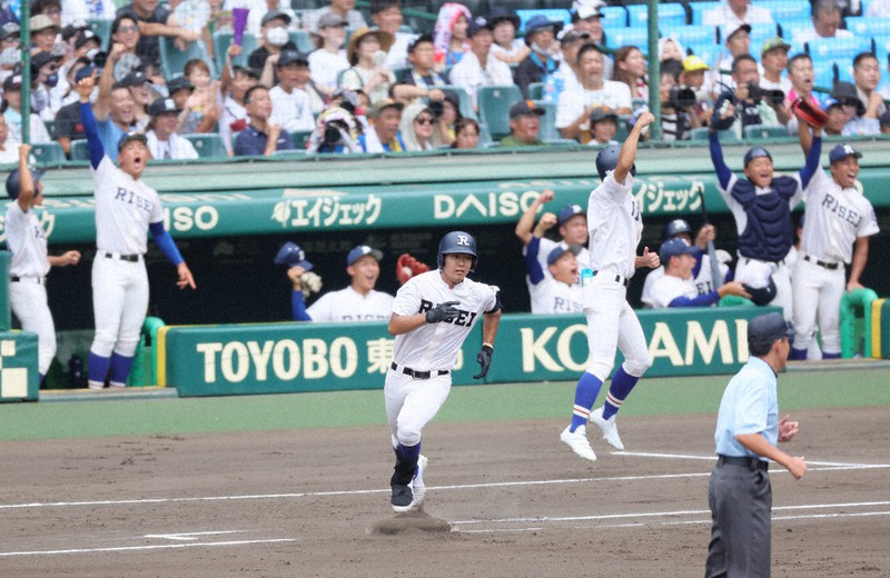 全国高校野球 強打の履正社、全開発進 投手陣も躍動、初戦快勝 ／大阪